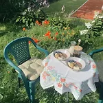 Frühstückspension Powiew - B&B Pensjonat Noclegi Swinoujscie - Unterkunft Swinemuende - Guesthouse Tennis Garden Breakfast At Baltic Sea (Adults Only) 4*
