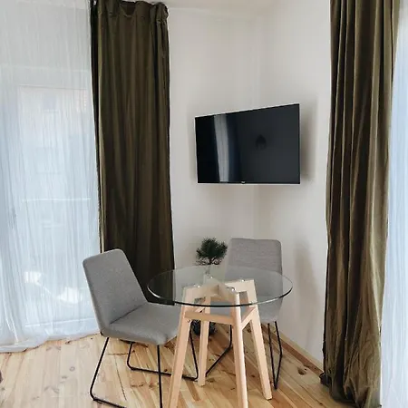 Powiew - Adults Only - - Tennis Garden Breakfast At Baltic Sea לינה וארוחת בוקר 4*