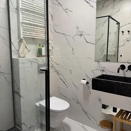 Powiew - Adults Only - - Tennis Garden Breakfast At Baltic Sea לינה וארוחת בוקר Świnoujście